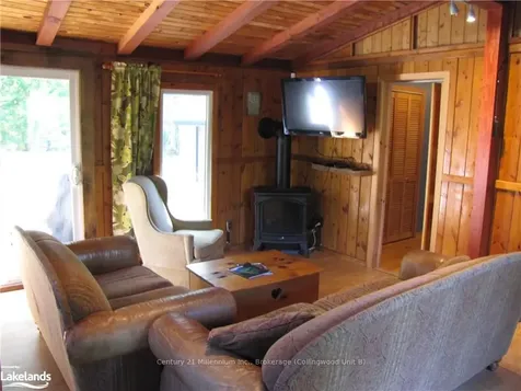 609 3rd Avenue N South Bruce Peninsula ON N0H 2G0