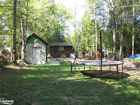 609 3rd Avenue N South Bruce Peninsula ON N0H 2G0