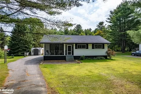 1533 Matthiasville Road Bracebridge ON P1L 1X1