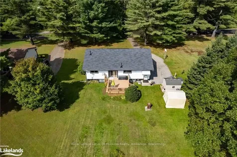 1533 Matthiasville Road Bracebridge ON P1L 1X1