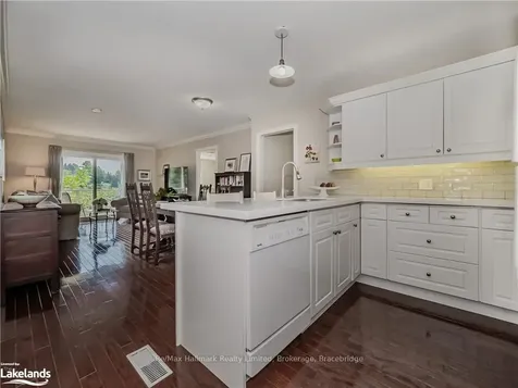 24 Ontario Street Bracebridge ON P1L 2H5