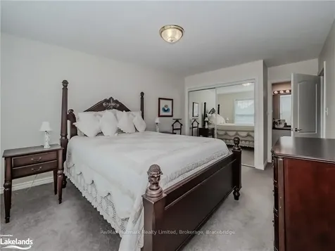 24 Ontario Street Bracebridge ON P1L 2H5