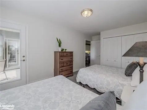 24 Ontario Street Bracebridge ON P1L 2H5