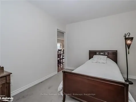 24 Ontario Street Bracebridge ON P1L 2H5
