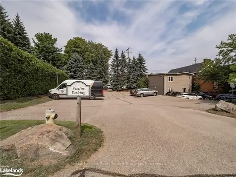 24 Ontario Street Bracebridge ON P1L 2H5