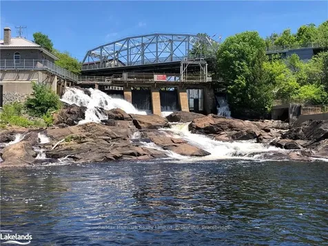 24 Ontario Street Bracebridge ON P1L 2H5
