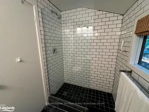 19345 Kawagama North Shore N/a Algonquin Highlands ON P0A 1E0