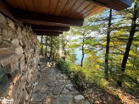 19345 Kawagama North Shore N/a Algonquin Highlands ON P0A 1E0