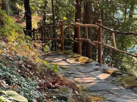 19345 Kawagama North Shore N/a Algonquin Highlands ON P0A 1E0