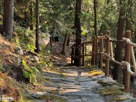 19345 Kawagama North Shore N/a Algonquin Highlands ON P0A 1E0