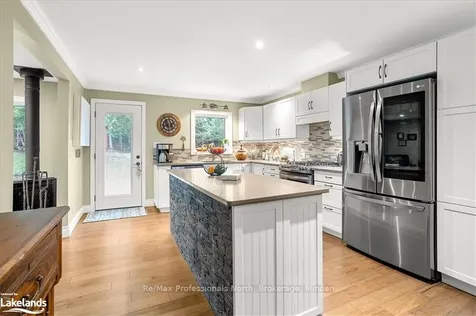 1074 Chelsea Lane Algonquin Highlands ON K0M 1J1