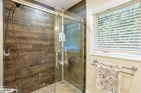 1074 Chelsea Lane Algonquin Highlands ON K0M 1J1