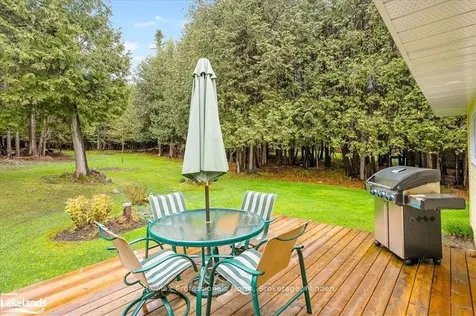 1074 Chelsea Lane Algonquin Highlands ON K0M 1J1