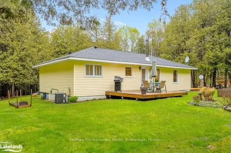 1074 Chelsea Lane Algonquin Highlands ON K0M 1J1