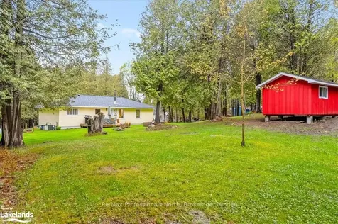 1074 Chelsea Lane Algonquin Highlands ON K0M 1J1