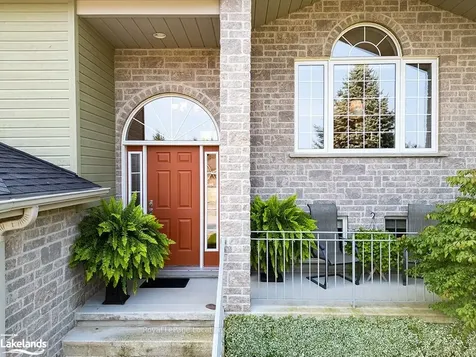 4 Grace Avenue Meaford ON N4L 1E7