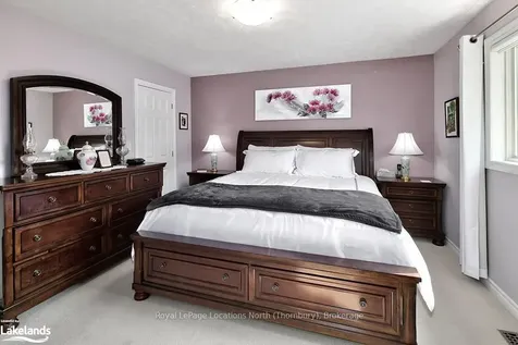 4 Grace Avenue Meaford ON N4L 1E7