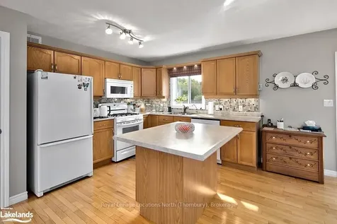 4 Grace Avenue Meaford ON N4L 1E7