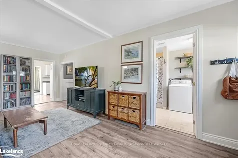 16 Alice Street Hamilton ON L8H 4R1