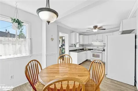16 Alice Street Hamilton ON L8H 4R1