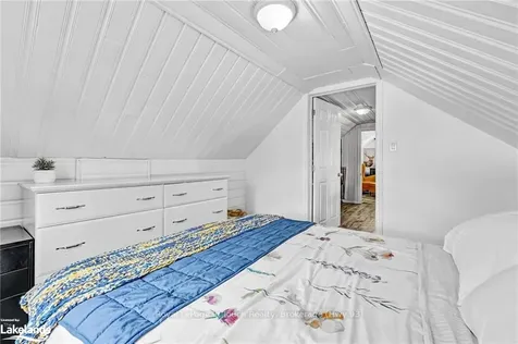 16 Alice Street Hamilton ON L8H 4R1