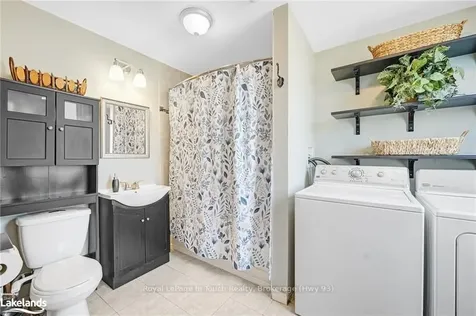 16 Alice Street Hamilton ON L8H 4R1