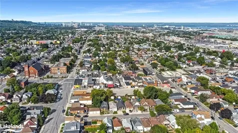 16 Alice Street Hamilton ON L8H 4R1