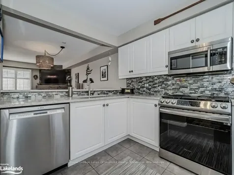 42 Shoreline Drive Bracebridge ON P1L 1Z4