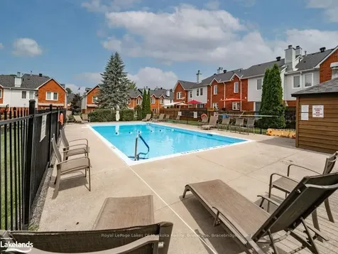 42 Shoreline Drive Bracebridge ON P1L 1Z4