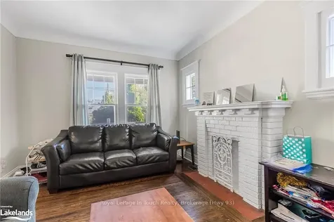 25 Cline Avenue N Hamilton ON L8S 3Z3