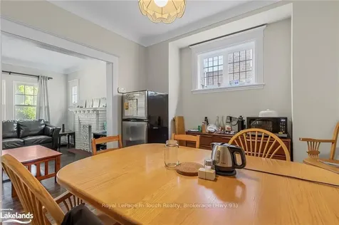 25 Cline Avenue N Hamilton ON L8S 3Z3