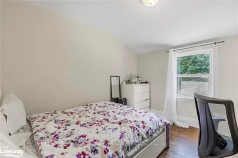 25 Cline Avenue N Hamilton ON L8S 3Z3