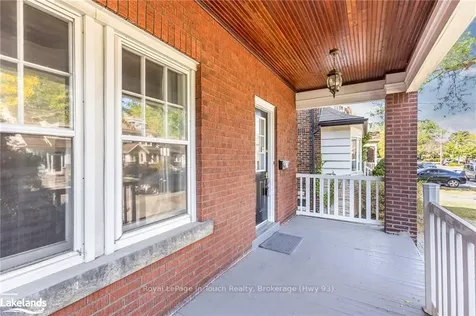 25 Cline Avenue N Hamilton ON L8S 3Z3