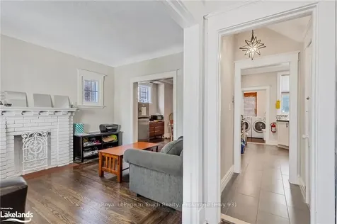 25 Cline Avenue N Hamilton ON L8S 3Z3