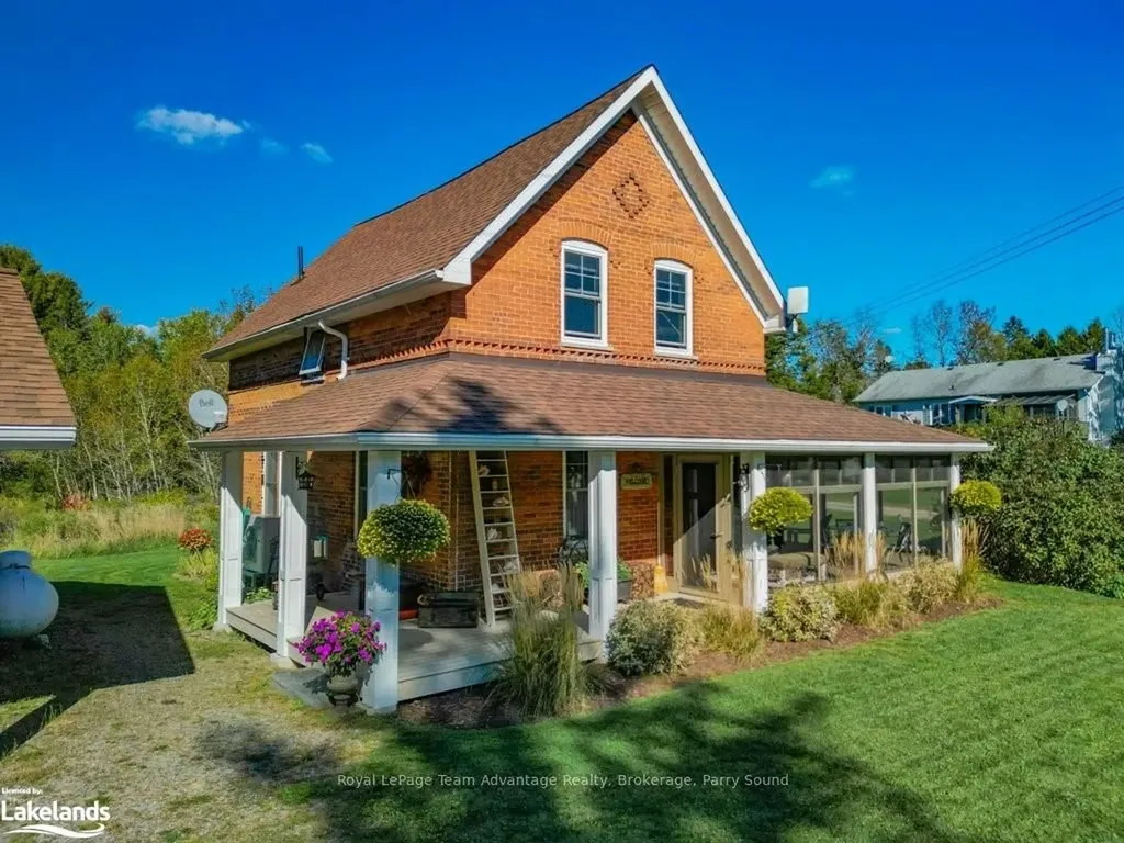 40 Ahmic Street West Street Magnetawan ON P0A 1A0
