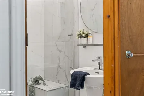 1324 Carroll Road Dysart Et Al ON K0M 1S0