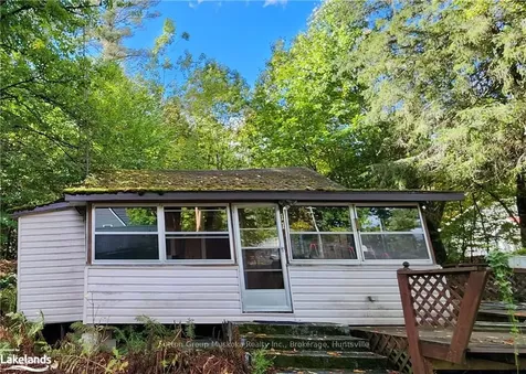 11 Alvin Lee Lane Huntsville ON P0B 1L0