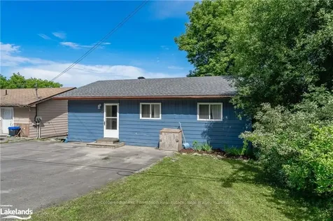 154 Main Street W Huntsville ON P1H 1X8