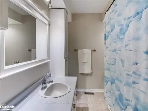 1276 Nicholls Road Bracebridge ON P1L 1W9