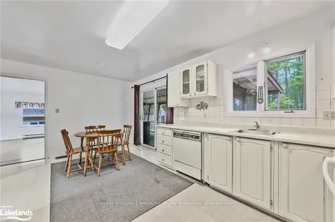 1047 Fleming Drive Gravenhurst ON P0E 1G0