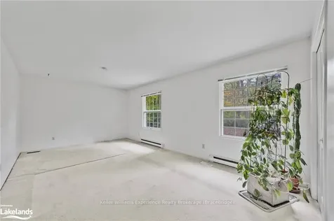 1047 Fleming Drive Gravenhurst ON P0E 1G0