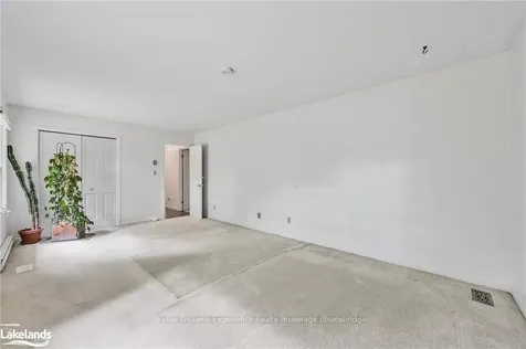 1047 Fleming Drive Gravenhurst ON P0E 1G0