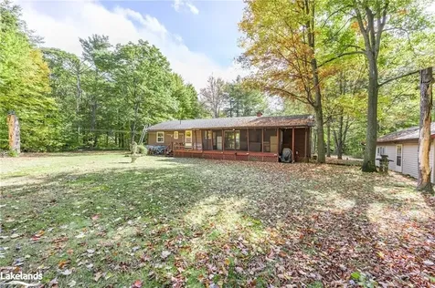 1047 Fleming Drive Gravenhurst ON P0E 1G0