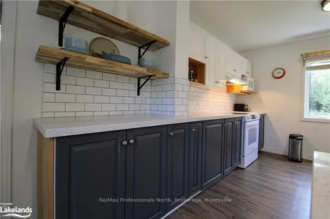 163 Bonnell Road Bracebridge ON P1L 1W9