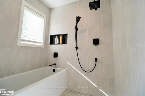 163 Bonnell Road Bracebridge ON P1L 1W9