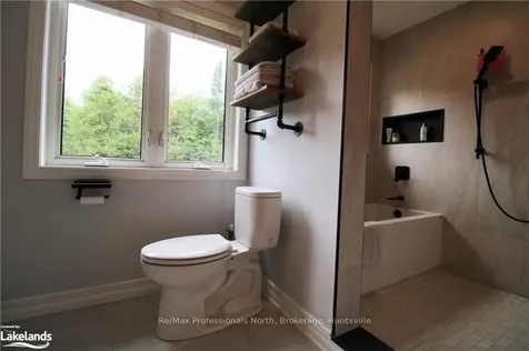 163 Bonnell Road Bracebridge ON P1L 1W9