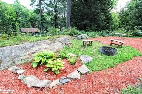 163 Bonnell Road Bracebridge ON P1L 1W9