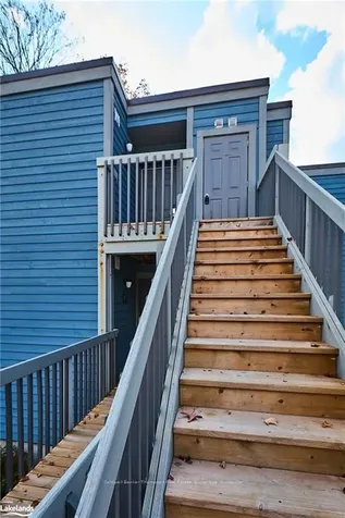 24 Deerhurst Drive Huntsville ON P1H 1A9