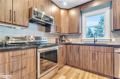 215 Margaret Avenue Kitchener ON N2H 4J1