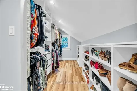 215 Margaret Avenue Kitchener ON N2H 4J1